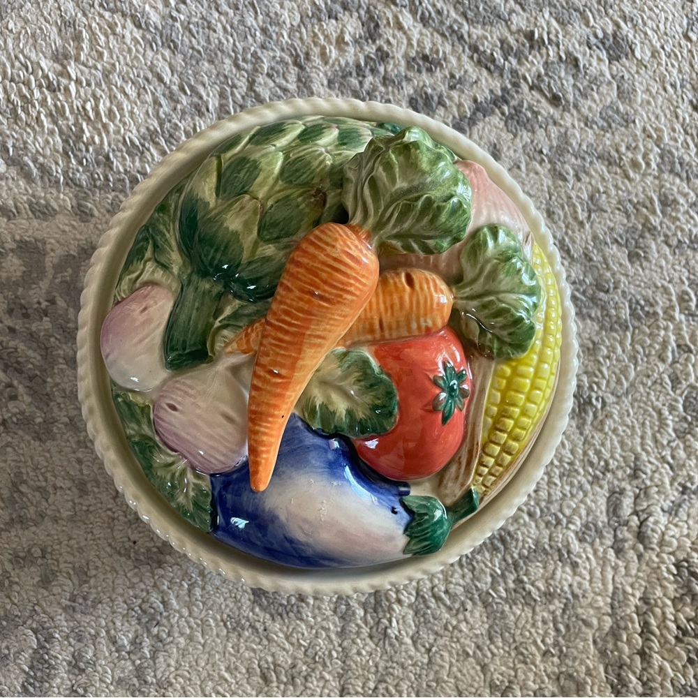 Fitz & Floyd Colorful Ceramic Vegetable Bowl